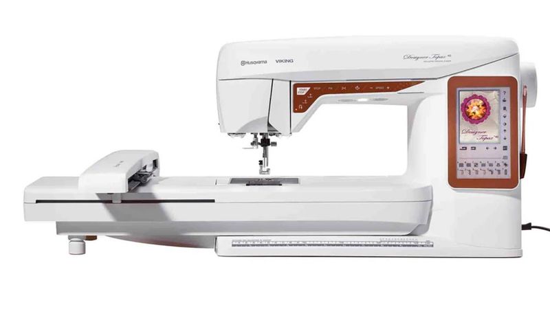 Husqvarna Designer Topaz 40